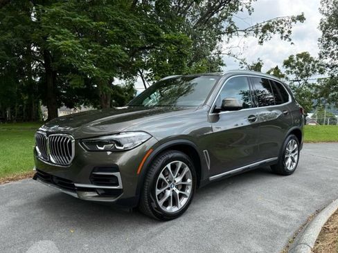 Used 2023 BMW X5 xDrive40i AWD/4WD image 5
