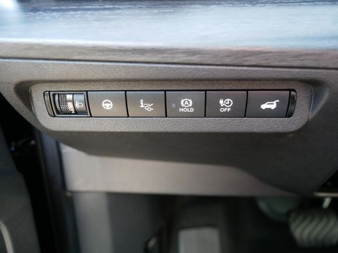 Certified 2024 Nissan Ariya AWD image 26