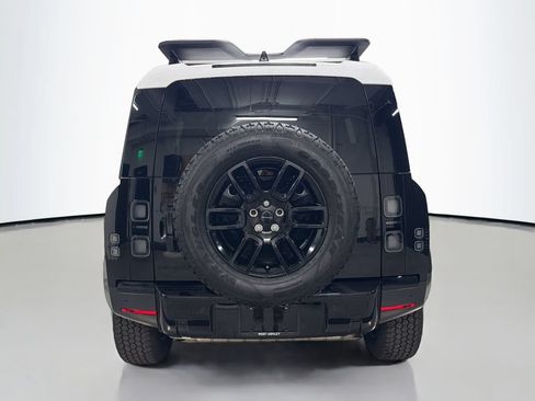 Used 2026 Land Rover Defender 110 S AWD/4WD image 10