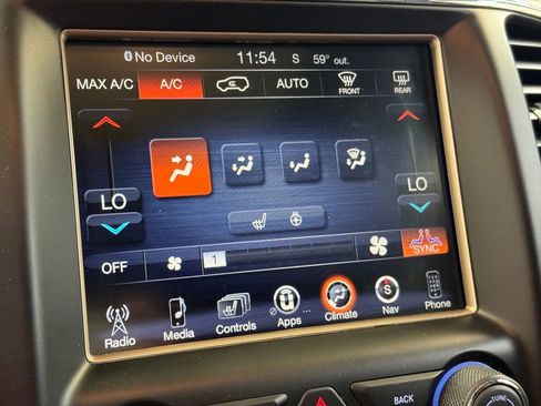 Used 2015 Jeep Grand Cherokee Limited image 40