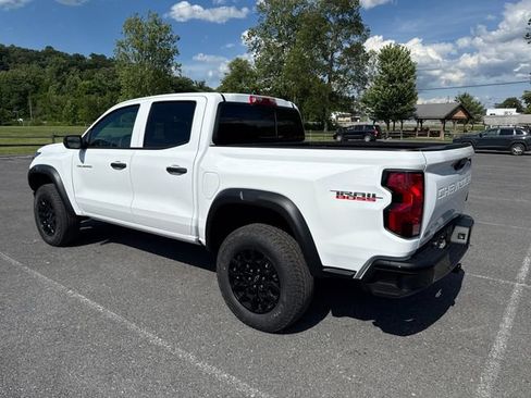 New 2026 Chevrolet Colorado Trail Boss AWD/4WD image 4