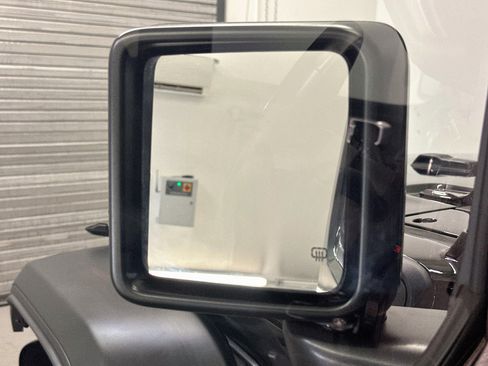 Used 2023 Jeep Wrangler Unlimited w/ Cold Weather Group AWD/4WD image 16