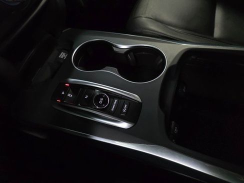 Used 2020 Acura MDX SH-AWD 7-Passenger SUV image 29