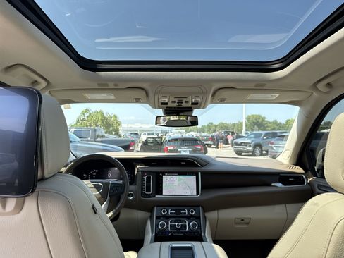 Used 2023 GMC Yukon Denali image 21