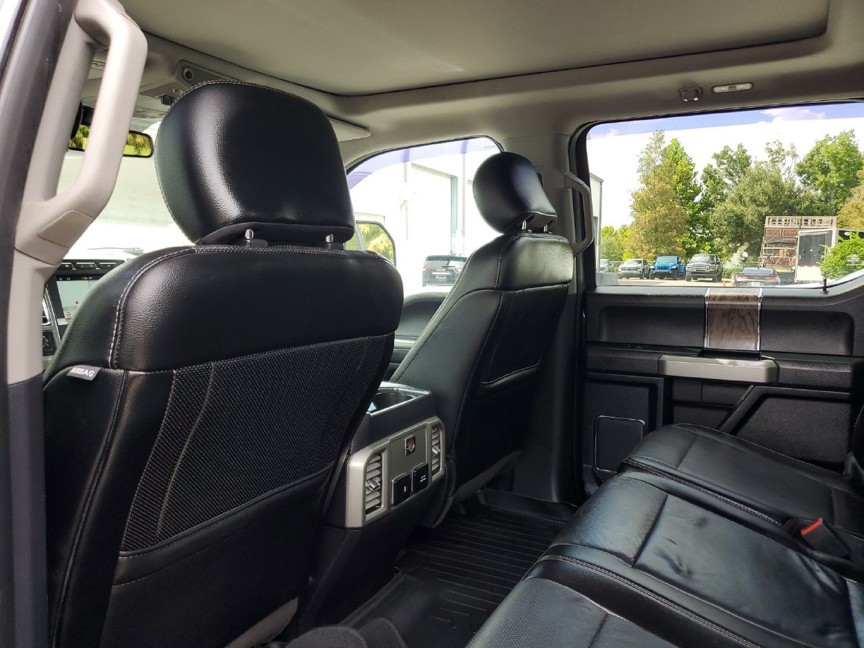 Used 2017 Ford F250 Lariat w/ Lariat Ultimate Package AWD/4WD image 10