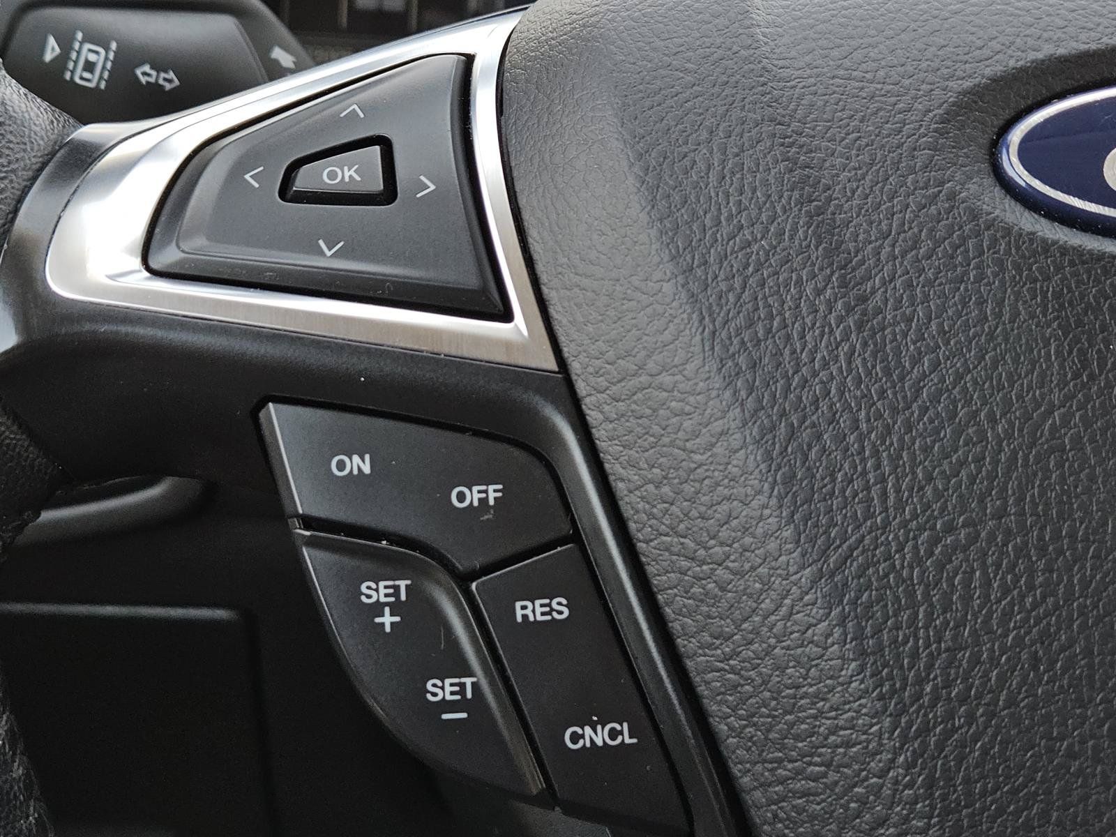 Used 2024 Ford Edge SEL AWD/4WD image 21