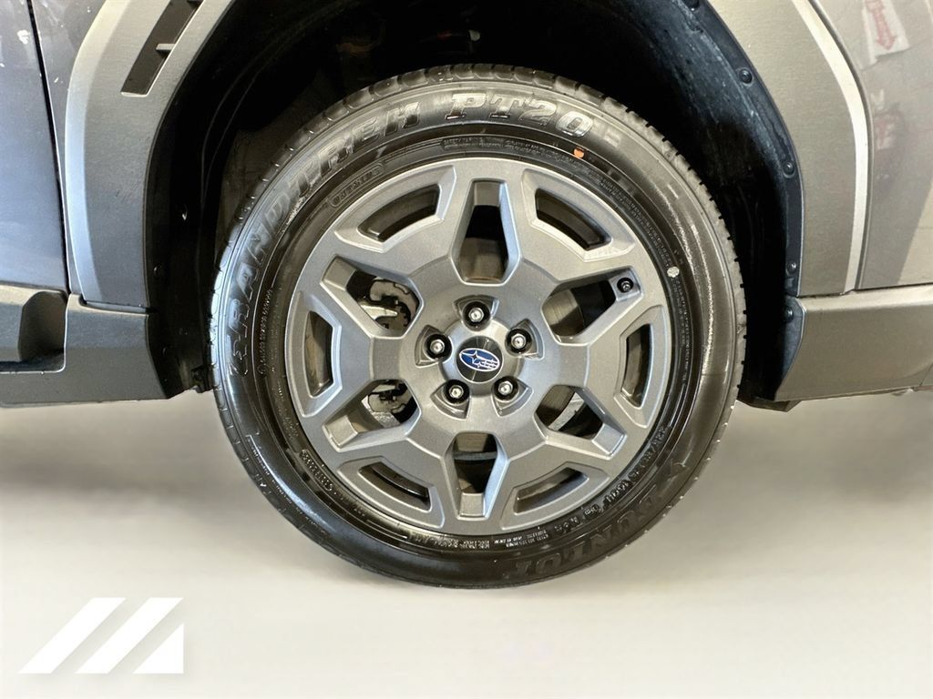 Used 2026 Subaru Outback Premium AWD/4WD image 32