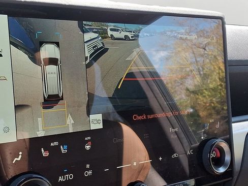 Used 2024 Lexus GX 550 w/ Cold Area Package AWD/4WD image 20