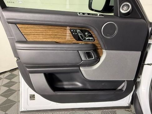 Certified 2019 Land Rover Range Rover Long Wheelbase Supercharged AWD/4WD image 19