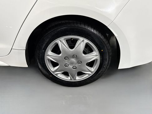 Used 2025 Toyota Corolla LE FWD image 36