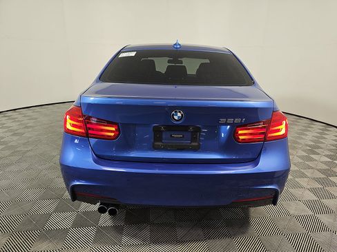 Used 2013 BMW 328i Sedan RWD image 6