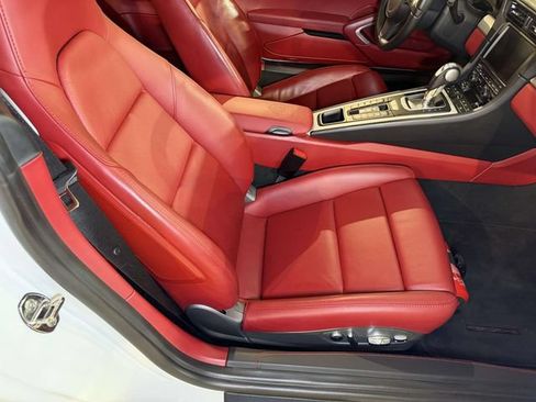 Used 2014 Porsche 911 Turbo S AWD/4WD image 18
