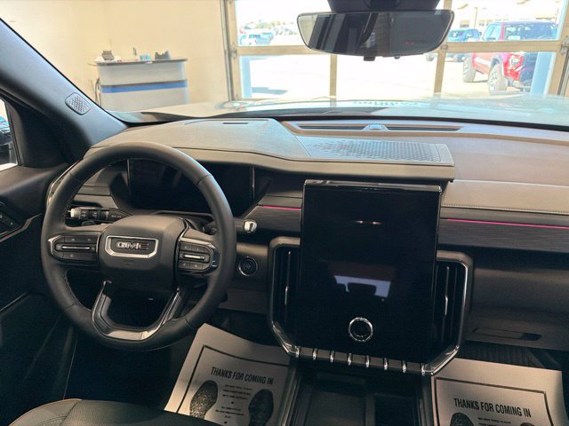 Used 2026 GMC Acadia AT4 w/ LPO, Floor Liner Package AWD/4WD image 26