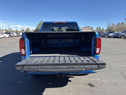 Used 2022 GMC Sierra 1500 Elevation image 10