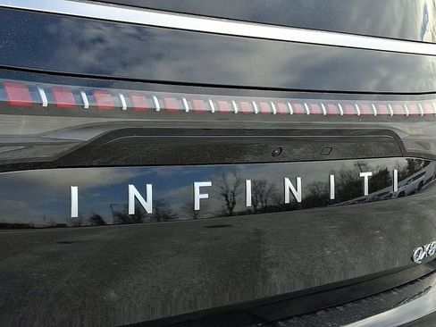 New 2026 INFINITI QX80 Luxe image 20
