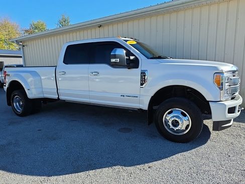Used 2017 Ford F350 Platinum w/ Platinum Ultimate Package image 6