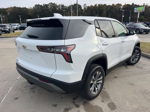 New 2026 Chevrolet Equinox LT w/ LPO, Floor Liner Package image 8