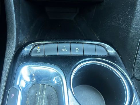 Used 2022 Buick Encore GX Select w/ Experience Buick Package FWD image 35