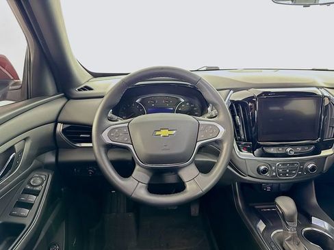 Used 2023 Chevrolet Traverse LT w/ LT Premium Package image 25