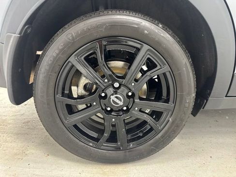Used 2023 Nissan Kicks SV w/ Exterior Package FWD image 28