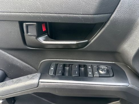 Certified 2026 Toyota Tacoma SR5 image 11