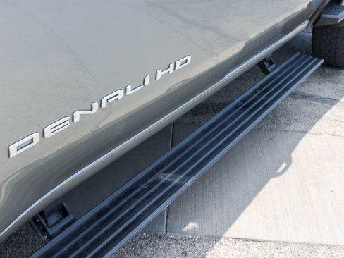 Used 2025 GMC Sierra 2500 Denali Ultimate AWD/4WD image 36