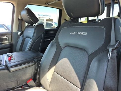 Used 2020 RAM 1500 Laramie AWD/4WD image 9