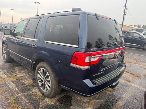 Used 2015 Lincoln Navigator 4WD image 5
