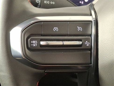 Used 2024 GMC Canyon AT4X image 22