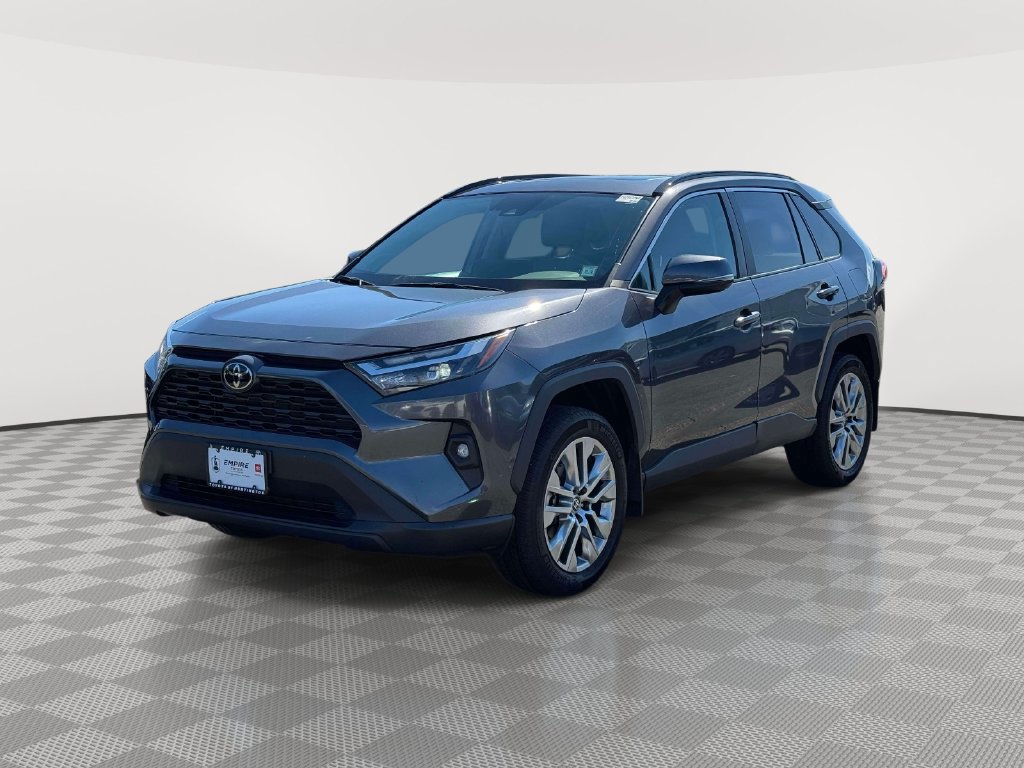Used 2023 Toyota RAV4 XLE Premium AWD/4WD image 3