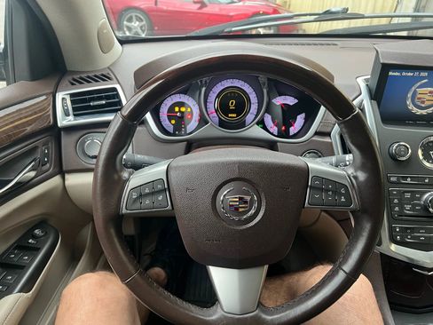 Used 2012 Cadillac SRX Luxury FWD image 9