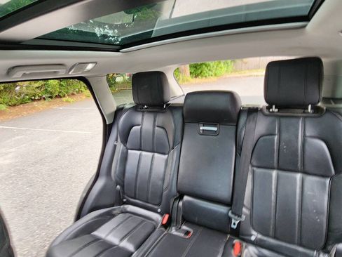 Used 2015 Land Rover Range Rover Sport Supercharged image 31