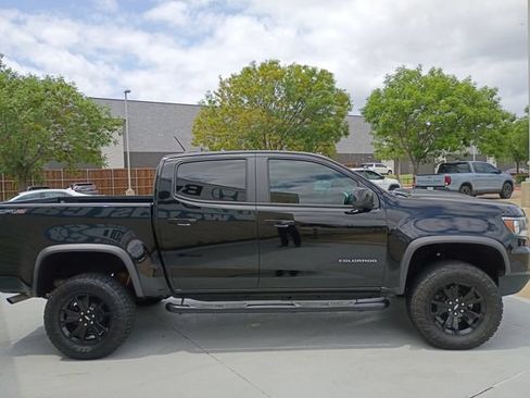 Used 2022 Chevrolet Colorado ZR2 w/ ZR2 Midnight Special Edition AWD/4WD image 8
