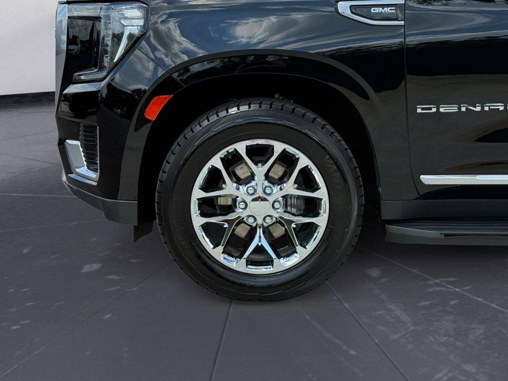 Used 2021 GMC Yukon Denali AWD/4WD image 12