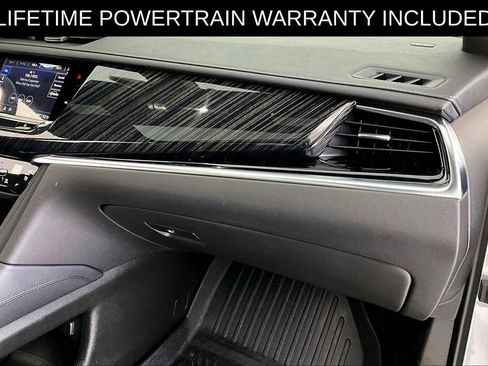 Used 2025 Cadillac XT6 Premium Luxury FWD image 21