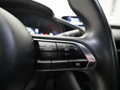 Used 2024 MAZDA MAZDA3 s image 19