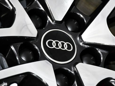 Used 2025 Audi S5 Prestige w/ Prestige Package AWD/4WD image 90