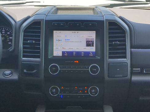 Certified 2020 Ford Expedition XLT w/ Equipment Group 202A AWD/4WD image 16