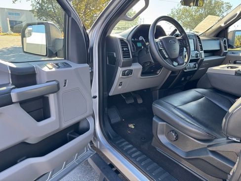 Used 2020 Ford F150 XLT image 13