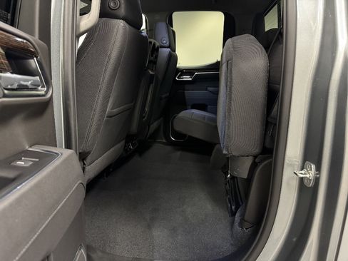 New 2026 GMC Sierra 1500 SLE w/ X31 Off-Road Package image 16