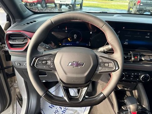 New 2026 Chevrolet TrailBlazer RS w/ Convenience Package AWD/4WD image 19