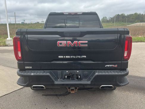 Used 2021 GMC Sierra 1500 AT4 w/ AT4 Premium Package AWD/4WD image 4
