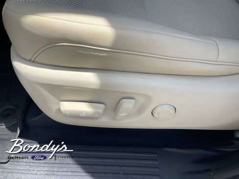 Used 2021 Lexus GX 460 Premium w/ Premium Package AWD/4WD image 9