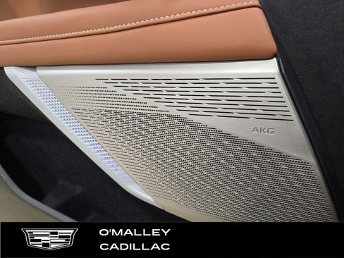 New 2026 Cadillac Optiq Sport 2 image 27