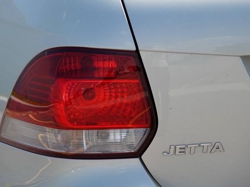 Used 2012 Volkswagen Jetta TDI FWD image 47