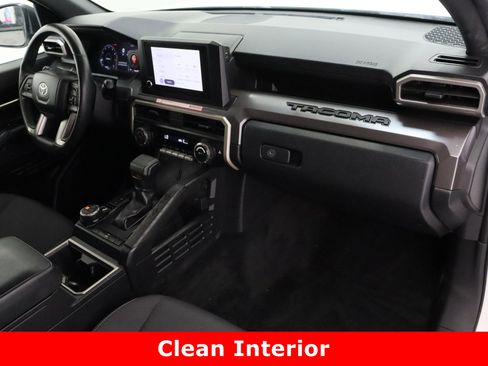 Certified 2025 Toyota Tacoma TRD Off-Road image 35