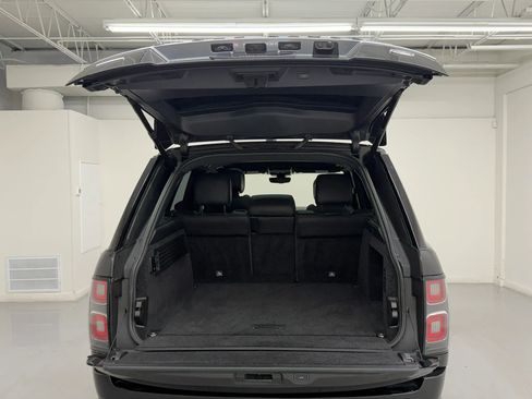 Used 2018 Land Rover Range Rover Supercharged AWD/4WD image 38
