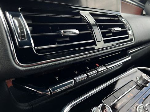 Used 2023 Lincoln Navigator 4WD image 65