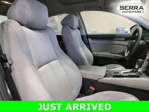 Used 2019 Honda Accord EX image 16
