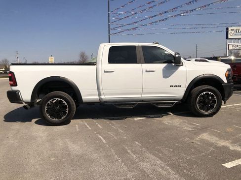 Used 2024 RAM 2500 4x4 Crew Cab image 6